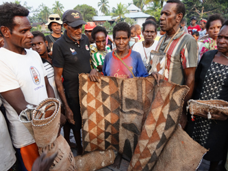  the sale of weavings which were not selected for the Asmat Cultural Festival art auction (Tom Powell Davies, 2016)