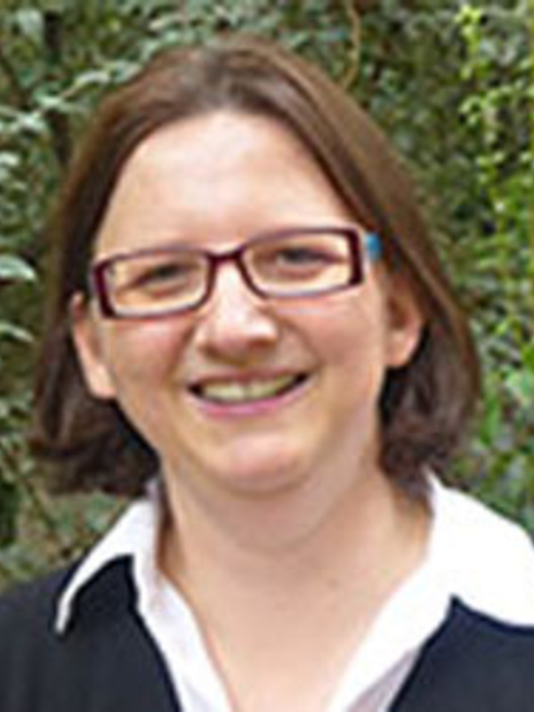 Dr Sandra Brunnegger