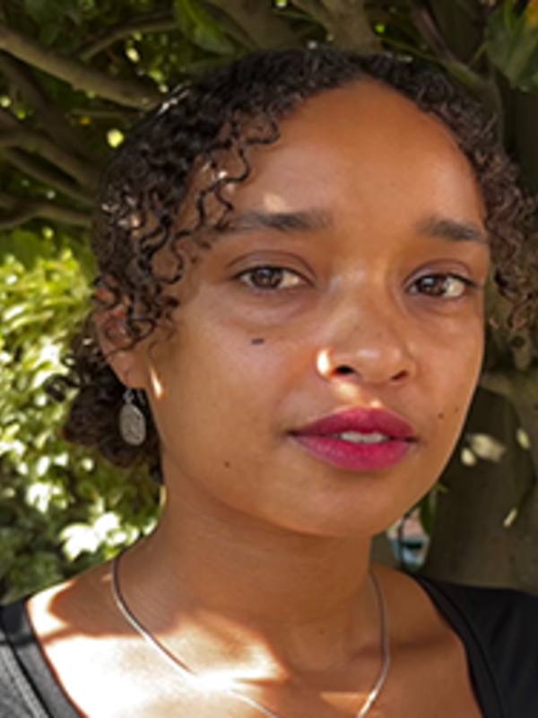  Caroline Bazambanza