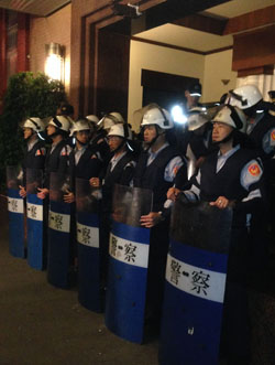 Police guarding Taiwan's Legislative Yuan (Michelle H J Tsai, 2015)